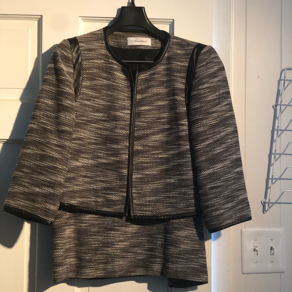Women’s suit